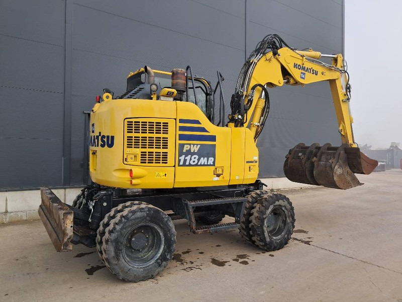 حفار ذو عجلات Komatsu PW118MR-11: صورة 17