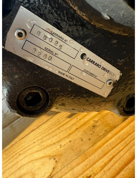 Komatsu PW140-7 REAR AXLE ASSEMBLY 20E-22-32000 - المحور و قطع الغيار - آلات الإنشاء: صورة 2 Komatsu PW140-7 REAR AXLE ASSEMBLY 20E-22-32000 - المحور و قطع الغيار - آلات الإنشاء: صورة 2