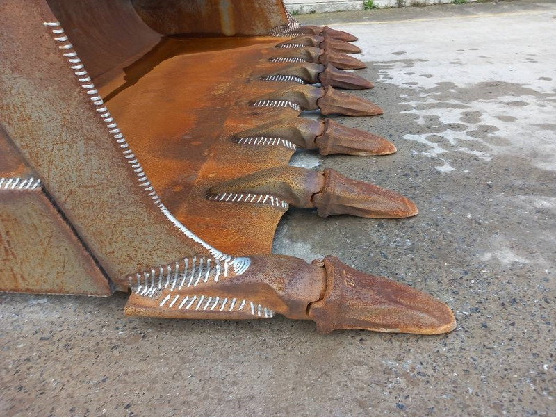 Komatsu WA500-7 - اللودر بعجل: صورة 4 Komatsu WA500-7 - اللودر بعجل: صورة 4