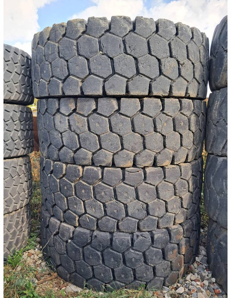 Michelin Xtra Load Grip 24.00R35 - الإطارات والجنوط - آلات الإنشاء: صورة 1 Michelin Xtra Load Grip 24.00R35 - الإطارات والجنوط - آلات الإنشاء: صورة 1