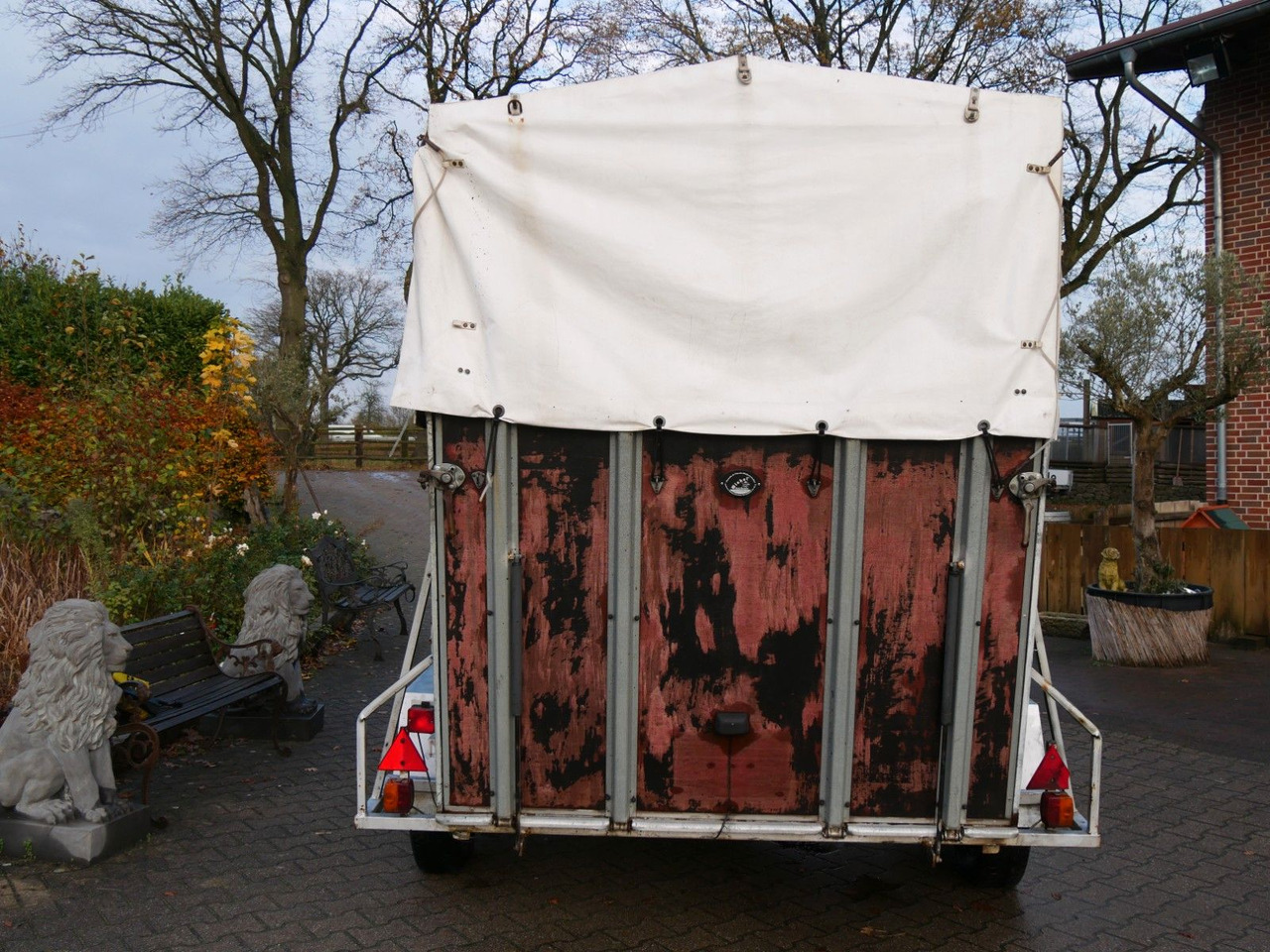 2 Pferde - مقطورة للماشية: صورة 3 2 Pferde - مقطورة للماشية: صورة 3