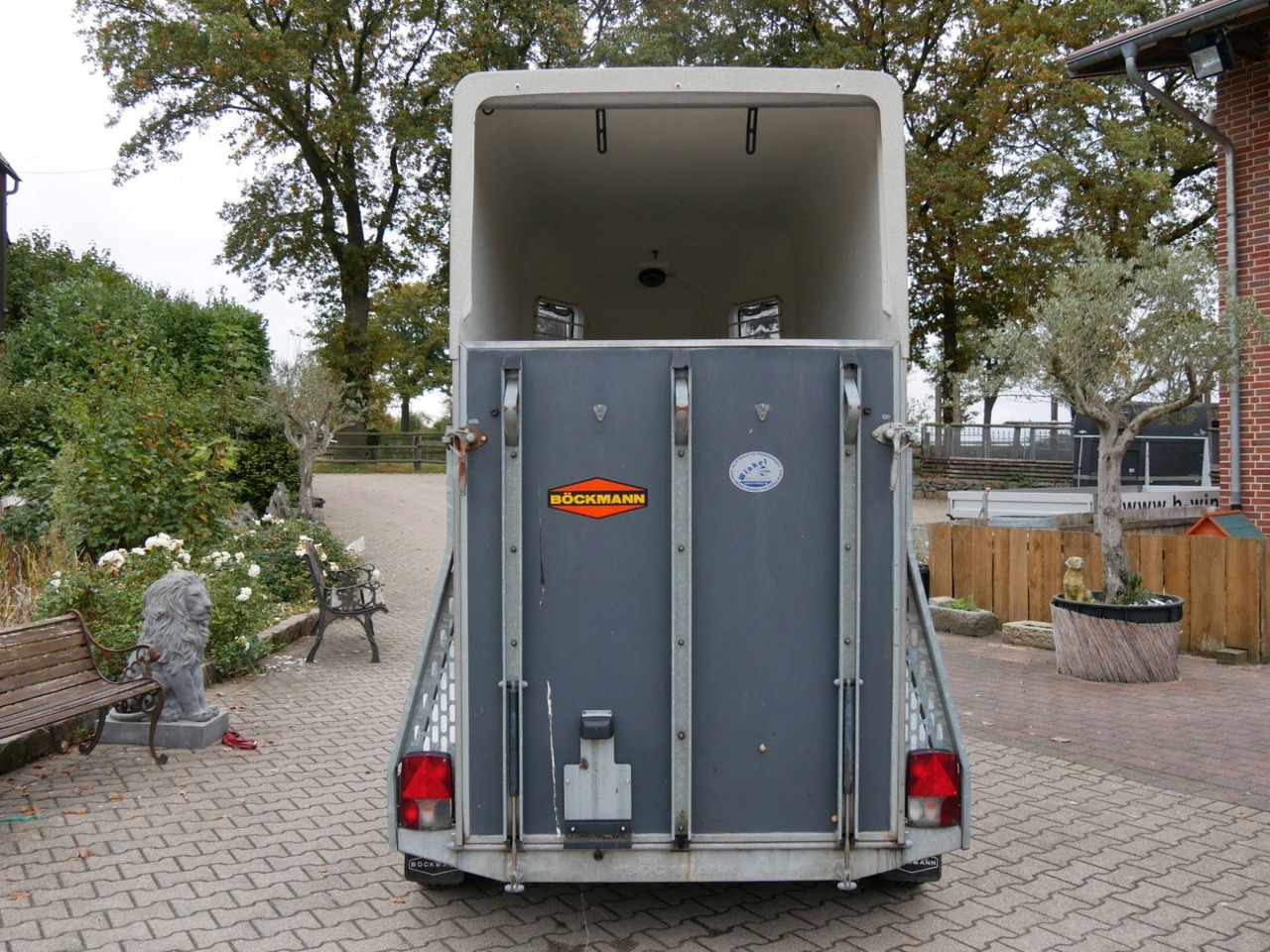 Böckmann Uno - مقطورة للماشية: صورة 2 Böckmann Uno - مقطورة للماشية: صورة 2