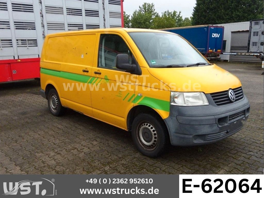 Volkswagen T5 Transporter Kasten-Kombi Kasten - شاحنة توصيل مغلقة: صورة 1 Volkswagen T5 Transporter Kasten-Kombi Kasten - شاحنة توصيل مغلقة: صورة 1