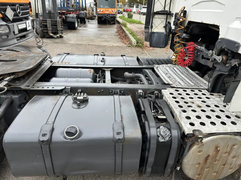 رأس تريلا Scania R420 MEGA 4x2 Topline Intarder TÜV neu! E5: صورة 14 رأس تريلا Scania R420 MEGA 4x2 Topline Intarder TÜV neu! E5: صورة 14