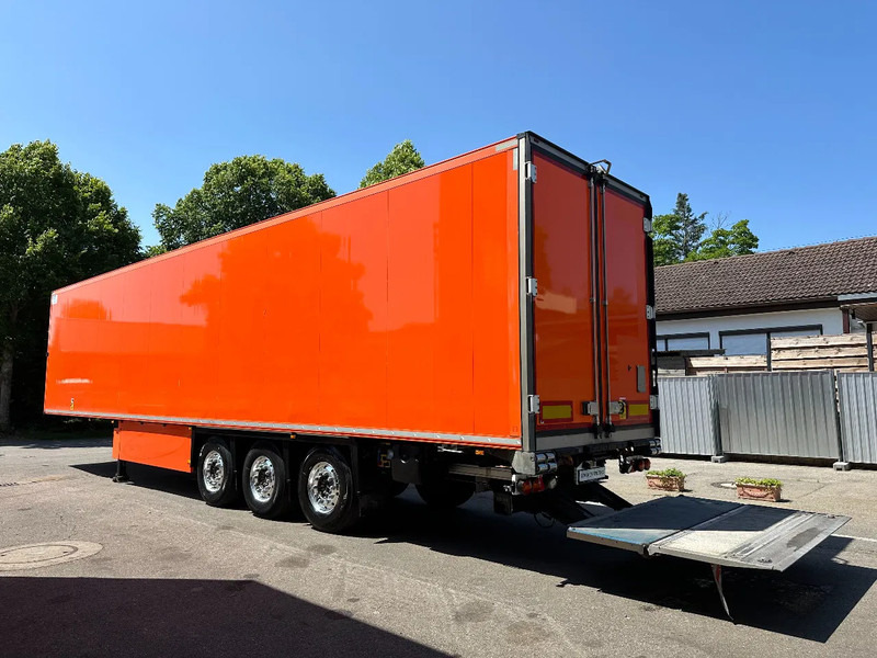 Schmitz Cargobull 3 x T-Kühl SLX*Spectrum*Bi-Temp*Doppelst.*LENK*LBW*blumenbreit*PHARMA - نصف مقطورة للتبريد: صورة 4 Schmitz Cargobull 3 x T-Kühl SLX*Spectrum*Bi-Temp*Doppelst.*LENK*LBW*blumenbreit*PHARMA - نصف مقطورة للتبريد: صورة 4