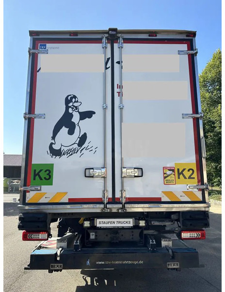 Volvo FH 16.550 XL 8x2 Tief Kühlkoffer ThermoKing LBW - شاحنة: صورة 4 Volvo FH 16.550 XL 8x2 Tief Kühlkoffer ThermoKing LBW - شاحنة: صورة 4