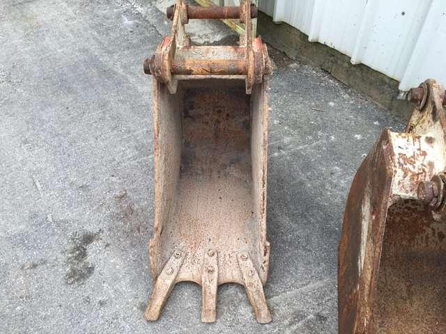 CATERPILLAR 450mm - Tractopelle - بكت حفار: صورة 2 CATERPILLAR 450mm - Tractopelle - بكت حفار: صورة 2