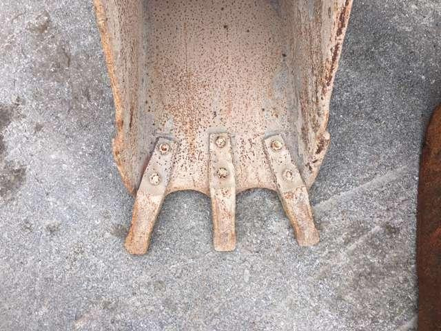 CATERPILLAR 450mm - Tractopelle - بكت حفار: صورة 3 CATERPILLAR 450mm - Tractopelle - بكت حفار: صورة 3