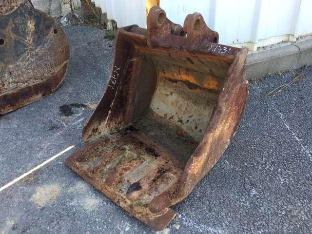 VOLVO EC 35 - Axes 40mm - 560mm - بكت حفار: صورة 1 VOLVO EC 35 - Axes 40mm - 560mm - بكت حفار: صورة 1