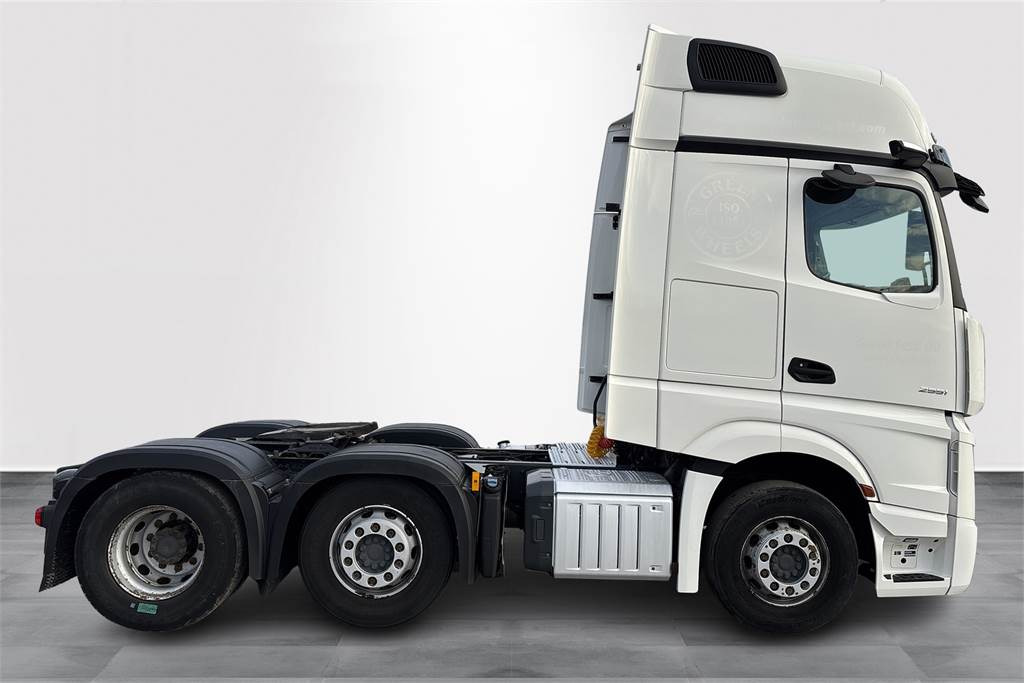 Mercedes-Benz ACTROS 5 2551 LS 6x2 - مقطورة السحب: صورة 4 Mercedes-Benz ACTROS 5 2551 LS 6x2 - مقطورة السحب: صورة 4