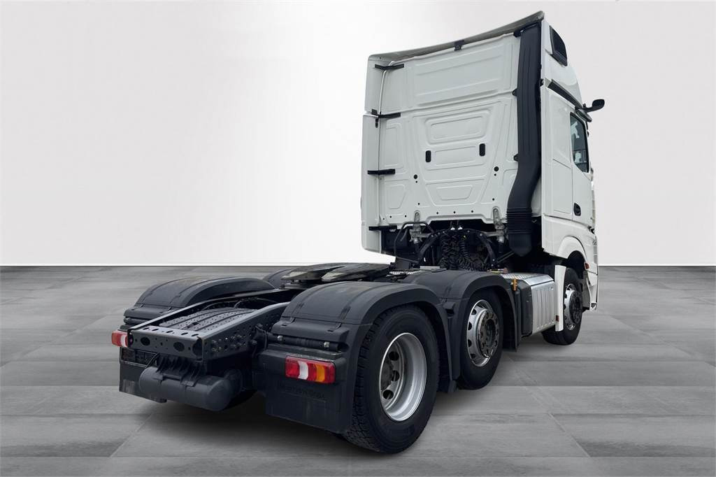 Mercedes-Benz ACTROS ACTROS 2551LS 6x2/4 Väliteli - مقطورة السحب: صورة 4 Mercedes-Benz ACTROS ACTROS 2551LS 6x2/4 Väliteli - مقطورة السحب: صورة 4