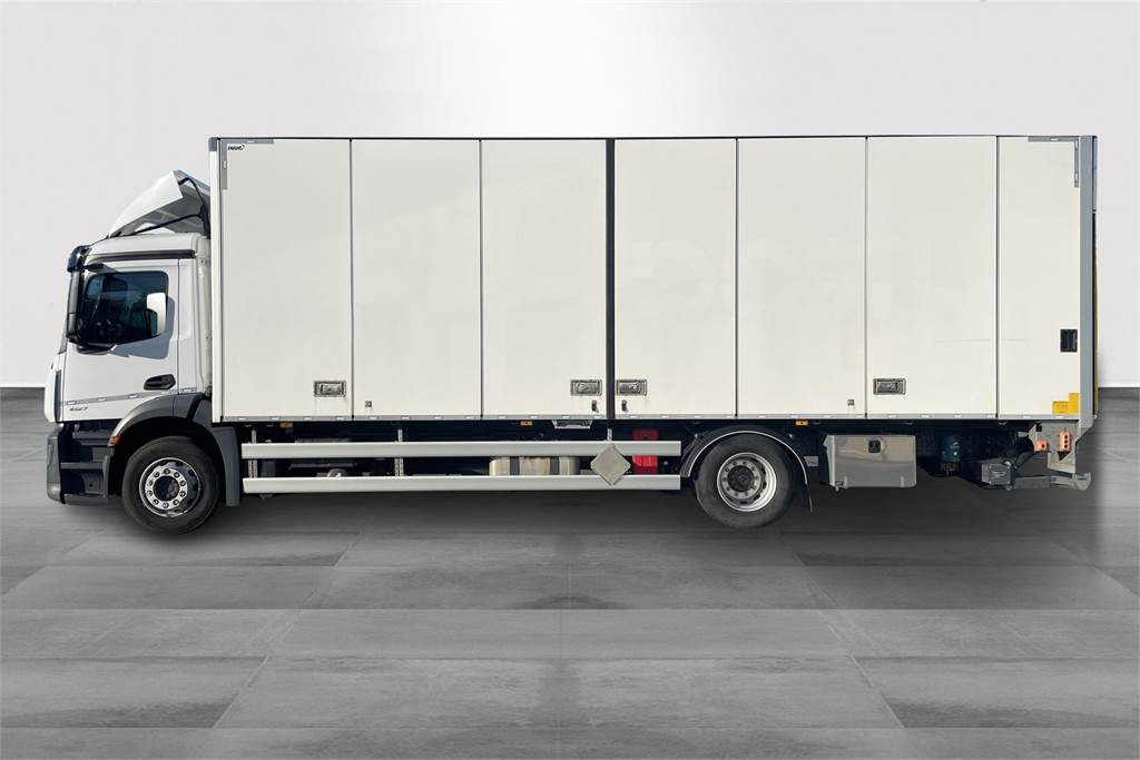 Mercedes-Benz Actros 1827L 4x2 FOKOR KSA JA PL - شاحنة صندوقية: صورة 2 Mercedes-Benz Actros 1827L 4x2 FOKOR KSA JA PL - شاحنة صندوقية: صورة 2