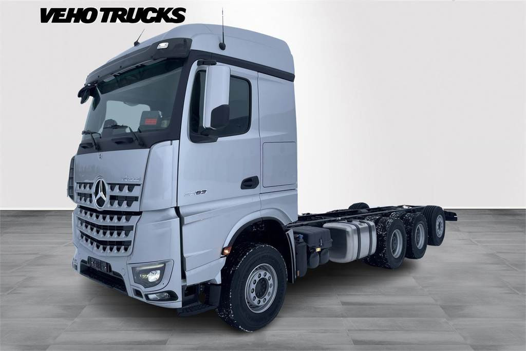 Mercedes-Benz Arocs 3263 LK/8x4 NLA UUSI ALUSTA - شاحنة بهيكل معدني للمقصورة: صورة 1 Mercedes-Benz Arocs 3263 LK/8x4 NLA UUSI ALUSTA - شاحنة بهيكل معدني للمقصورة: صورة 1