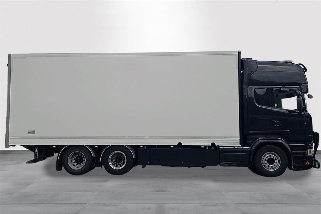Scania R580 - شاحنة صندوقية: صورة 4 Scania R580 - شاحنة صندوقية: صورة 4