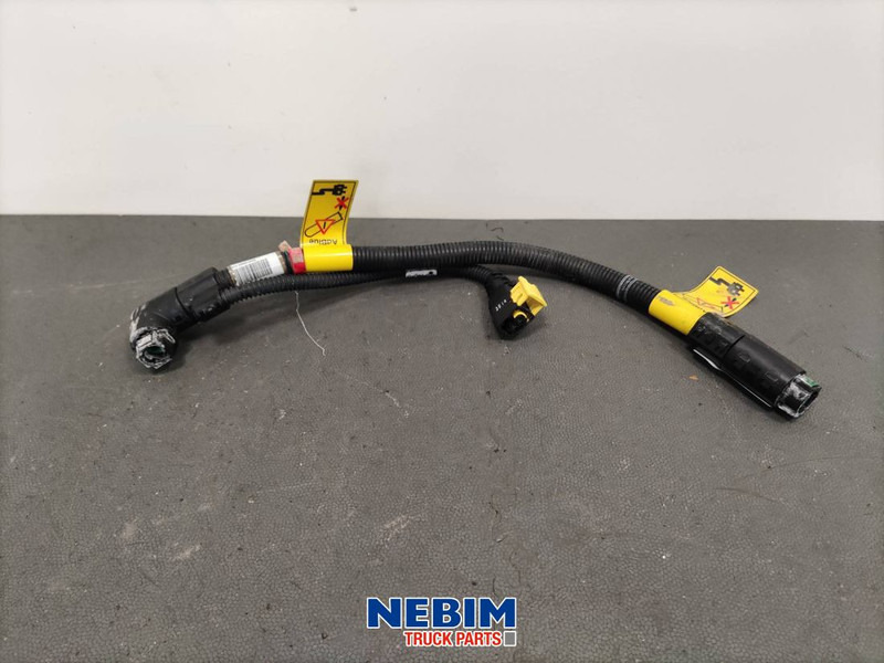 Volvo Volvo - 22330354 - Adblue slang - قطع الغيار - شاحنة: صورة 1 Volvo Volvo - 22330354 - Adblue slang - قطع الغيار - شاحنة: صورة 1