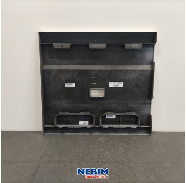 Volvo Volvo - 78640962 - Chassis skirt rechts midden - قطع الغيار - شاحنة: صورة 2 Volvo Volvo - 78640962 - Chassis skirt rechts midden - قطع الغيار - شاحنة: صورة 2