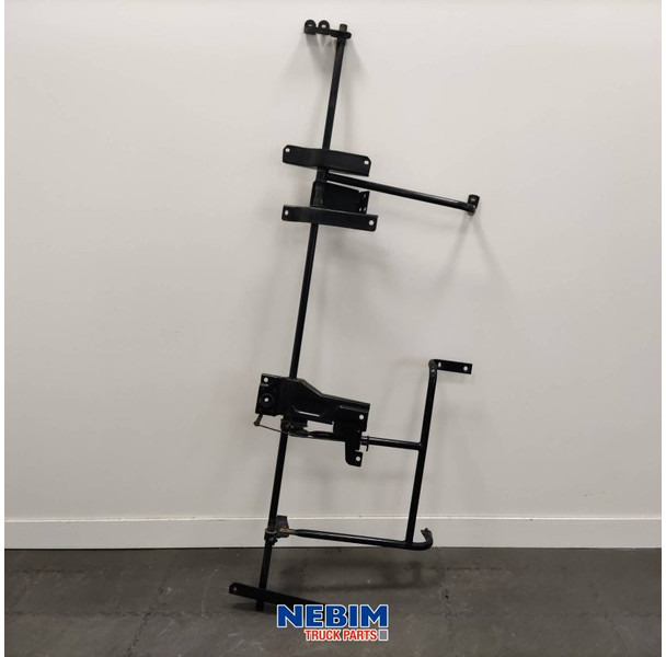 Volvo Volvo - 82211420 - Scharnierset zijfender FH4 links - قطع الغيار - شاحنة: صورة 1 Volvo Volvo - 82211420 - Scharnierset zijfender FH4 links - قطع الغيار - شاحنة: صورة 1