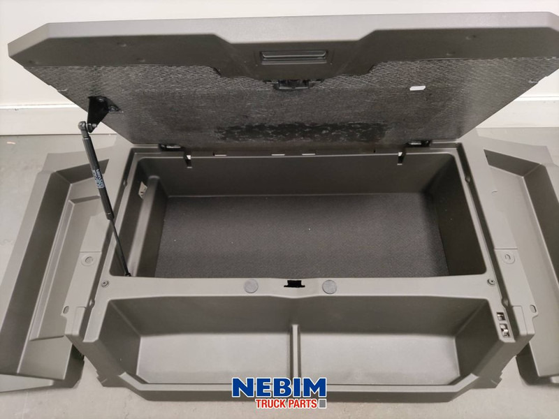 Volvo Volvo - 84430390 - Opbergvak onderbed FM4 - قطع الغيار - شاحنة: صورة 2 Volvo Volvo - 84430390 - Opbergvak onderbed FM4 - قطع الغيار - شاحنة: صورة 2