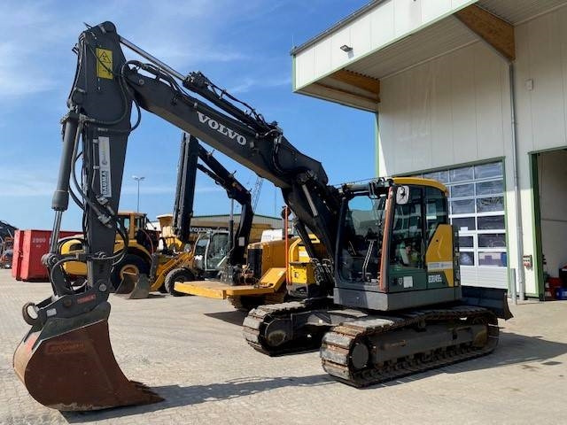 Volvo ECR 145 E L MIETE / RENTAL (12001048) - حفار زاحف: صورة 1 Volvo ECR 145 E L MIETE / RENTAL (12001048) - حفار زاحف: صورة 1