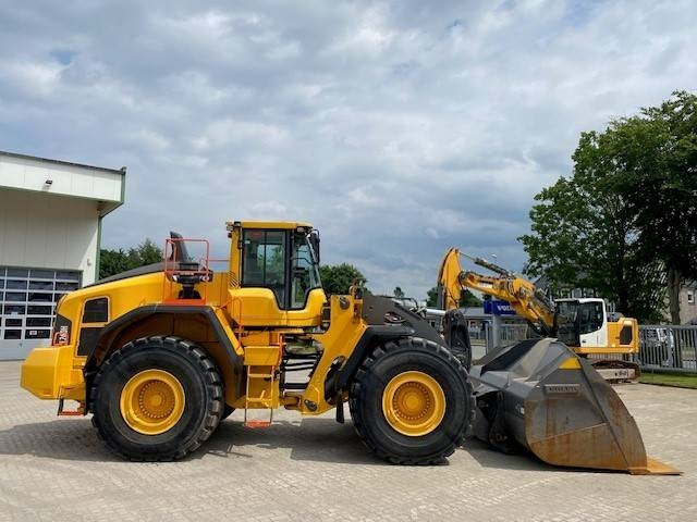Volvo L 260 H 6.8 cbm MIETE / RENTAL (12002252) - اللودر بعجل: صورة 5 Volvo L 260 H 6.8 cbm MIETE / RENTAL (12002252) - اللودر بعجل: صورة 5