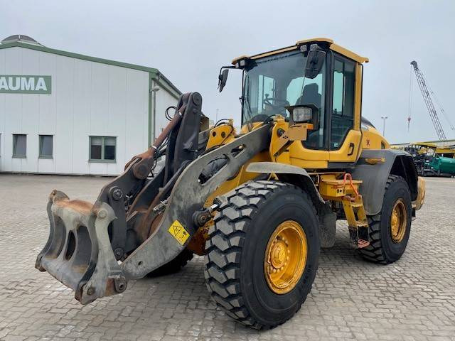 Volvo L 90 H MIETE / RENTAL (12005310) - اللودر بعجل: صورة 1 Volvo L 90 H MIETE / RENTAL (12005310) - اللودر بعجل: صورة 1