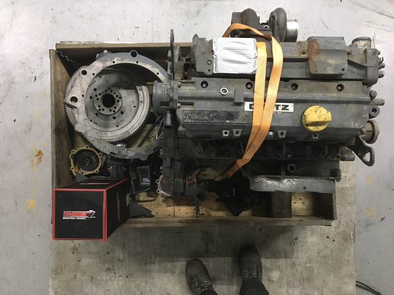 Deutz TCD2012L04 2V FOR PARTS - آلات الإنشاء: صورة 5 Deutz TCD2012L04 2V FOR PARTS - آلات الإنشاء: صورة 5