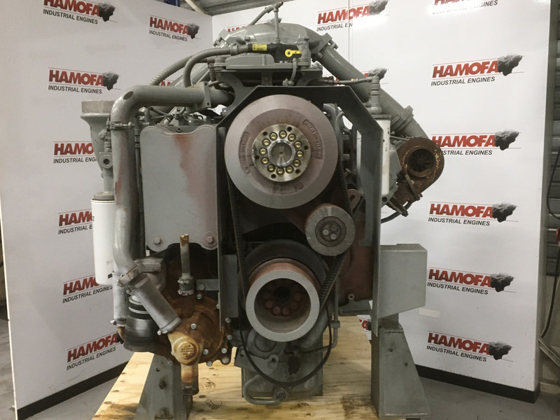 MTU 12V2000 USED - آلات الإنشاء: صورة 4 MTU 12V2000 USED - آلات الإنشاء: صورة 4