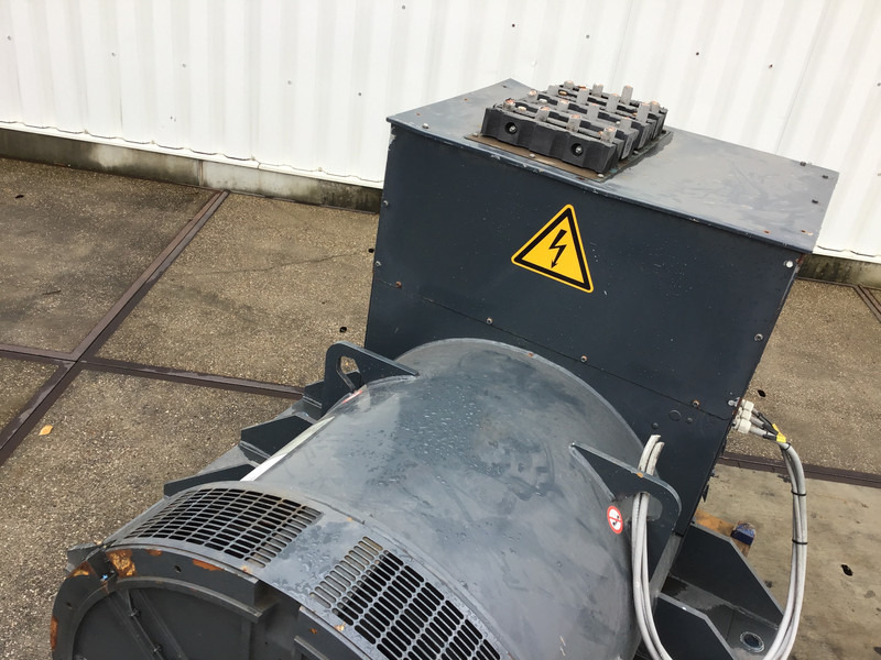 Stamford PI734E2 LOOSE GENERATOR 1900KVA NEW - مجموعة المولد: صورة 2 Stamford PI734E2 LOOSE GENERATOR 1900KVA NEW - مجموعة المولد: صورة 2