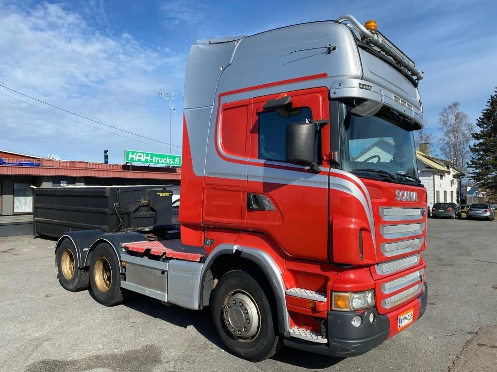 Scania R 560 - مقطورة السحب: صورة 2 Scania R 560 - مقطورة السحب: صورة 2
