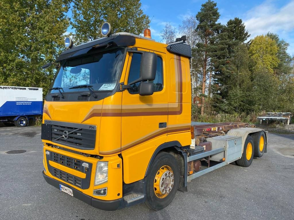 Volvo FH 13 420 - شاحنة لودر انزلاقي: صورة 1 Volvo FH 13 420 - شاحنة لودر انزلاقي: صورة 1