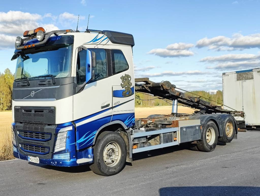 Volvo FH 13 420 - شاحنة لودر انزلاقي: صورة 1 Volvo FH 13 420 - شاحنة لودر انزلاقي: صورة 1
