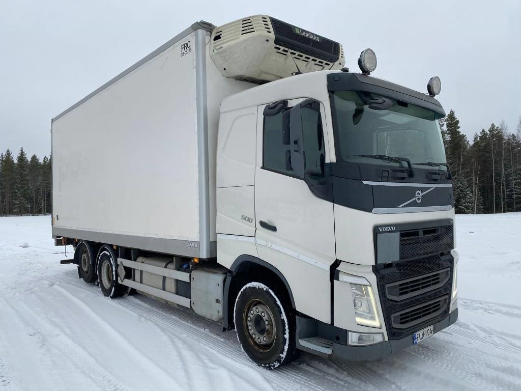 Volvo FH 13 500 - شاحنة صندوقية: صورة 2 Volvo FH 13 500 - شاحنة صندوقية: صورة 2