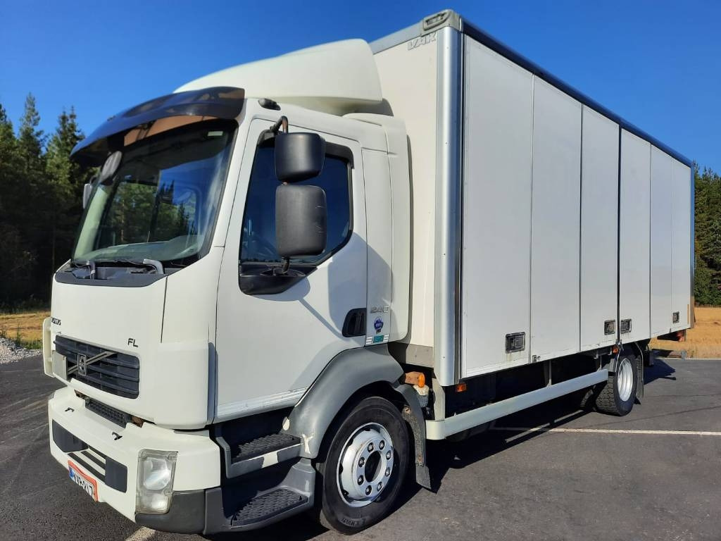 Volvo FL 240  - شاحنة صندوقية: صورة 1 Volvo FL 240  - شاحنة صندوقية: صورة 1