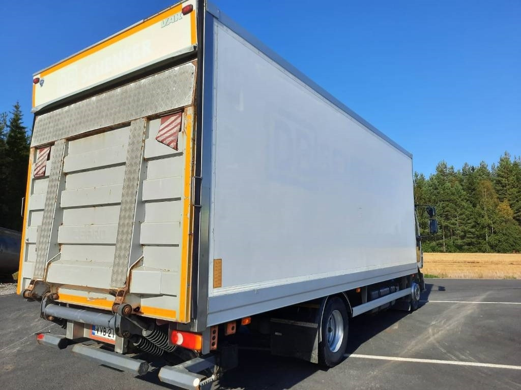 Volvo FL 240  - شاحنة صندوقية: صورة 4 Volvo FL 240  - شاحنة صندوقية: صورة 4