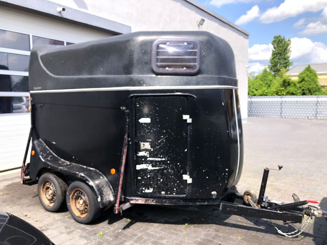 Eurotrailer Rausch 330 - مقطورة للماشية: صورة 1 Eurotrailer Rausch 330 - مقطورة للماشية: صورة 1