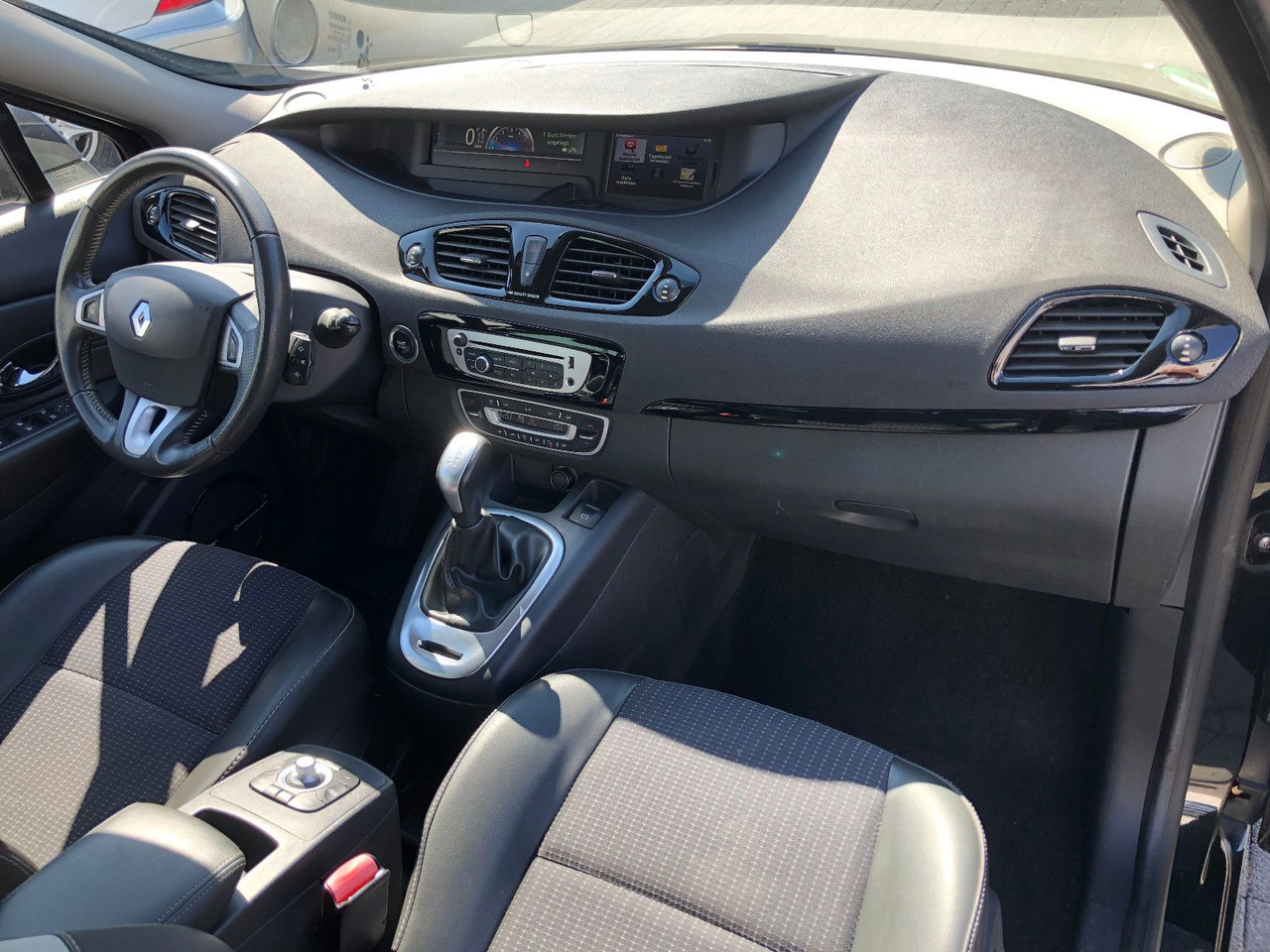 ميكروباص Renault Scenic  Grand 2.0 dCi 150 BOSE Edition,Automatik: صورة 21
