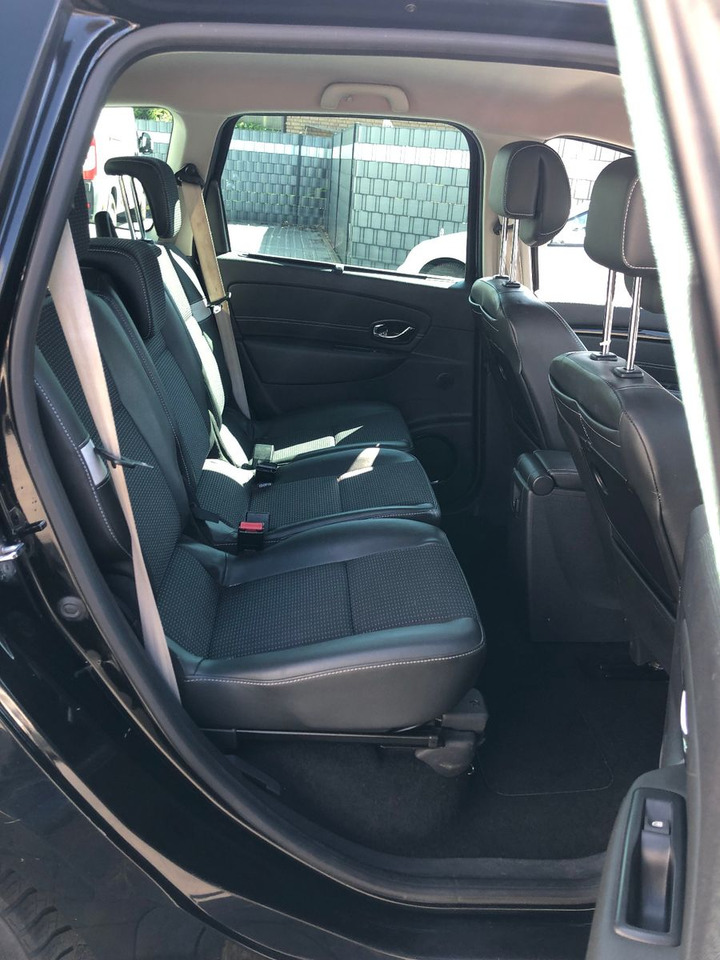 ميكروباص Renault Scenic  Grand 2.0 dCi 150 BOSE Edition,Automatik: صورة 18