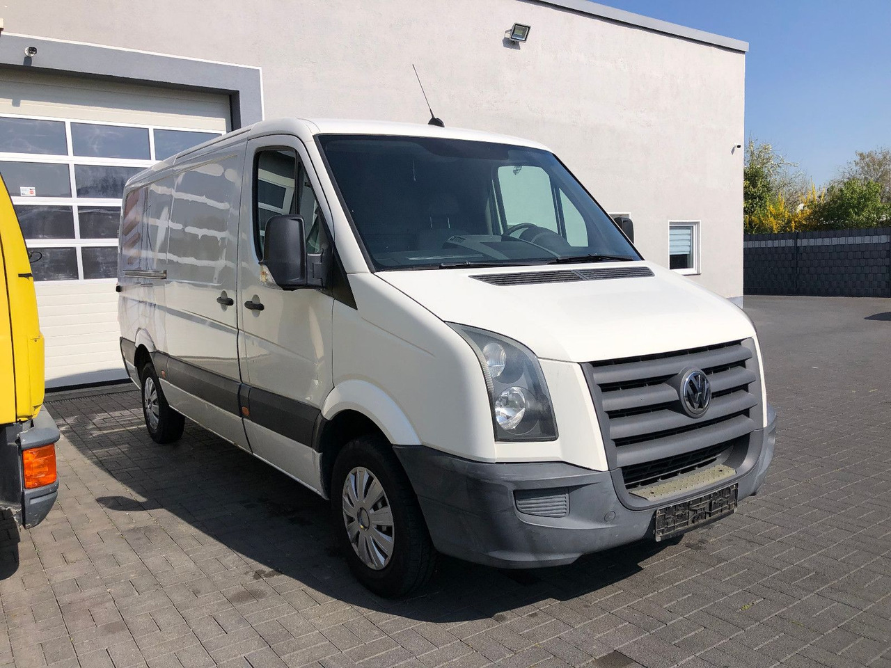 Volkswagen Crafter 2.5 TDI 30 mittel L2H1, Klima - فان المدمجة: صورة 3 Volkswagen Crafter 2.5 TDI 30 mittel L2H1, Klima - فان المدمجة: صورة 3