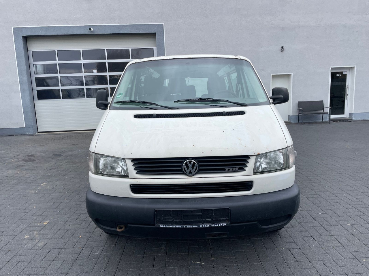 Volkswagen T4 Caravelle 2,5-l-Diesel TDI 75kW syncro lang - ميكروباص: صورة 5 Volkswagen T4 Caravelle 2,5-l-Diesel TDI 75kW syncro lang - ميكروباص: صورة 5