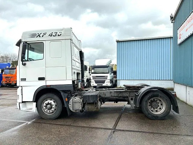 DAF 95.430 XF SPACECAB (EURO 3 / ZF16 MANUAL GEARBOX / ZF-INTARDER / AIRCONDITIONING) - رأس تريلا: صورة 5 DAF 95.430 XF SPACECAB (EURO 3 / ZF16 MANUAL GEARBOX / ZF-INTARDER / AIRCONDITIONING) - رأس تريلا: صورة 5