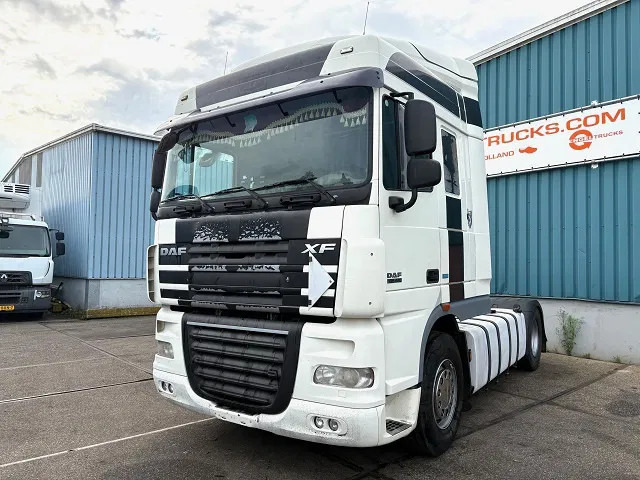 DAF XF 105.460 ATE SPACECAB (EURO 5 / ZF16 MANUAL GEARBOX / 995+500 LITER DIESELTANK / FRIDGE UNDER BED / ETC.) - رأس تريلا: صورة 1 DAF XF 105.460 ATE SPACECAB (EURO 5 / ZF16 MANUAL GEARBOX / 995+500 LITER DIESELTANK / FRIDGE UNDER BED / ETC.) - رأس تريلا: صورة 1