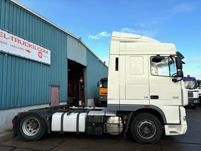 DAF XF 105.460 SPACECAB (ZF MANUAL GEARBOX / MX-BRAKE / 870+430 LITER TANK / EURO 5 EEV / AIRCONDITIONING / FRIDGE) - مقطورة السحب: صورة 4 DAF XF 105.460 SPACECAB (ZF MANUAL GEARBOX / MX-BRAKE / 870+430 LITER TANK / EURO 5 EEV / AIRCONDITIONING / FRIDGE) - مقطورة السحب: صورة 4