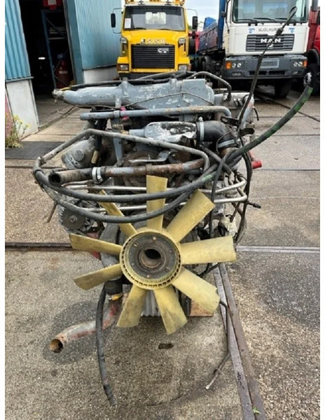 MAN D2566-MF 6-CILINDER ENGINE WITH ZF GEARBOX - محرك - شاحنة: صورة 3 MAN D2566-MF 6-CILINDER ENGINE WITH ZF GEARBOX - محرك - شاحنة: صورة 3