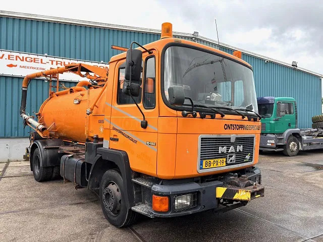 MAN F 15.192 (6-CILINDER) WITH GEESINK VACUUM TANK (MANUAL GEARBOX / P.T.O.) ORIGINAL DUTCH TRUCK - فراغ شاحنة: صورة 2 MAN F 15.192 (6-CILINDER) WITH GEESINK VACUUM TANK (MANUAL GEARBOX / P.T.O.) ORIGINAL DUTCH TRUCK - فراغ شاحنة: صورة 2
