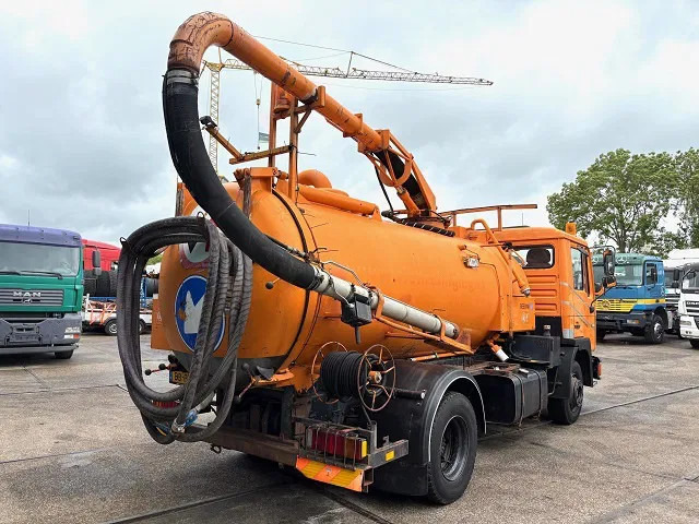 MAN F 15.192 (6-CILINDER) WITH GEESINK VACUUM TANK (MANUAL GEARBOX / P.T.O.) ORIGINAL DUTCH TRUCK - فراغ شاحنة: صورة 3 MAN F 15.192 (6-CILINDER) WITH GEESINK VACUUM TANK (MANUAL GEARBOX / P.T.O.) ORIGINAL DUTCH TRUCK - فراغ شاحنة: صورة 3