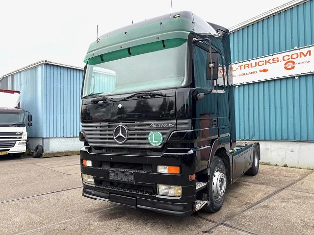Mercedes-Benz Actros 1840 LS (MP1) 4x2 MEGASPACE (EPS WITH CLUTCH (3 PEDALS) / RETARDER / AIRCONDITIONING) - مقطورة السحب: صورة 1 Mercedes-Benz Actros 1840 LS (MP1) 4x2 MEGASPACE (EPS WITH CLUTCH (3 PEDALS) / RETARDER / AIRCONDITIONING) - مقطورة السحب: صورة 1