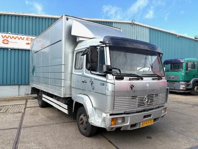 Mercedes-Benz LK 817 (6-CILINDER) ORIGINAL DUTCH TRUCK WITH CLOSED BOX (MANUAL GEARBOX / FULL STEEL SUSPENSION) - شاحنة صندوقية: صورة 2 Mercedes-Benz LK 817 (6-CILINDER) ORIGINAL DUTCH TRUCK WITH CLOSED BOX (MANUAL GEARBOX / FULL STEEL SUSPENSION) - شاحنة صندوقية: صورة 2
