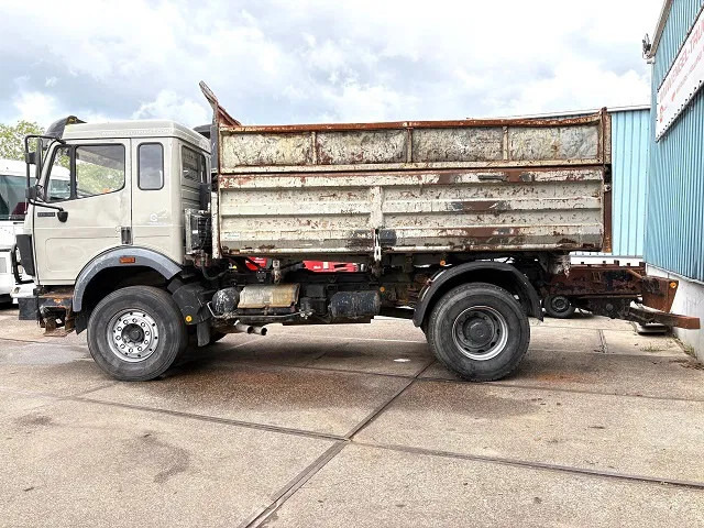 Mercedes-Benz SK 1838 K V8 4x2 FULL STEEL KIPPER (ZF16 MANUAL GEARBOX / FULL STEEL SUSPENSION / REDUCTION AXLE / P.T.O.) - شاحنة قلاب: صورة 4 Mercedes-Benz SK 1838 K V8 4x2 FULL STEEL KIPPER (ZF16 MANUAL GEARBOX / FULL STEEL SUSPENSION / REDUCTION AXLE / P.T.O.) - شاحنة قلاب: صورة 4