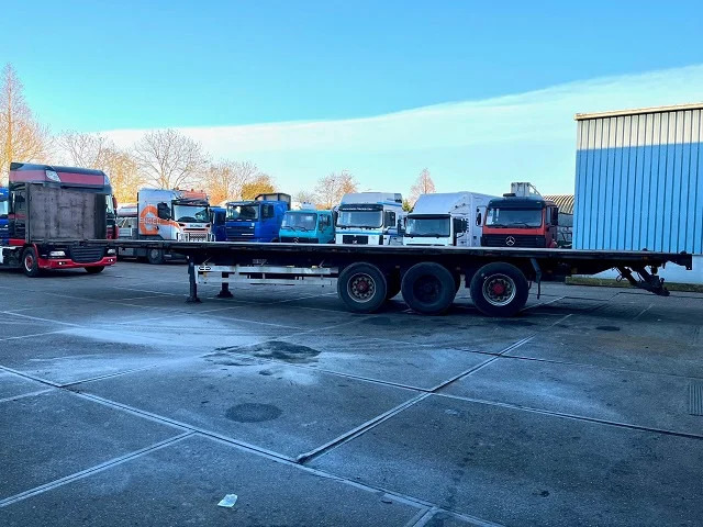 Van Hool 3B1047 13.60M. FLATBED TRAILER WITH 40FT TWISTLOCKS (SAF-AXLES / DISC BRAKES / 40FT TWISTLOCKS) - نصف مقطورة مسطحة: صورة 5 Van Hool 3B1047 13.60M. FLATBED TRAILER WITH 40FT TWISTLOCKS (SAF-AXLES / DISC BRAKES / 40FT TWISTLOCKS) - نصف مقطورة مسطحة: صورة 5