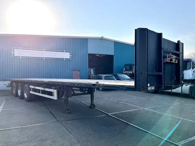 Van Hool 3B1047 13.60M. FLATBED TRAILER WITH 40FT TWISTLOCKS (SAF-AXLES / DISC BRAKES / 40FT TWISTLOCKS) - نصف مقطورة مسطحة: صورة 2 Van Hool 3B1047 13.60M. FLATBED TRAILER WITH 40FT TWISTLOCKS (SAF-AXLES / DISC BRAKES / 40FT TWISTLOCKS) - نصف مقطورة مسطحة: صورة 2